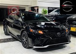 تۆیۆتا کامری